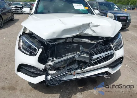 2023 Mercedes-Benz Glc 300 4Matic Coupe from USA, damaged, VIN W1N0J8EB3PG125932